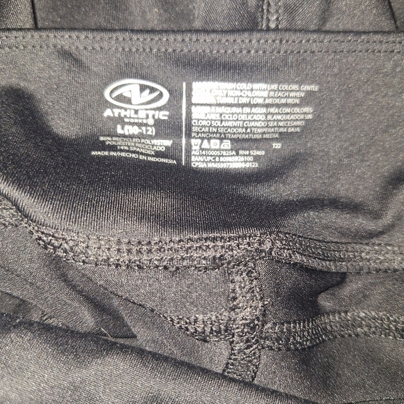 Athletic works girls large black shorts pockets on sides - Picture 4 of 4